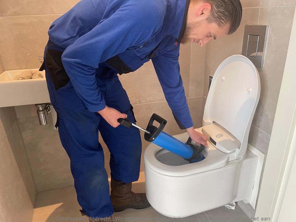 Wc ontstoppen met ontstopper Mijdrecht: zo pak je het aan